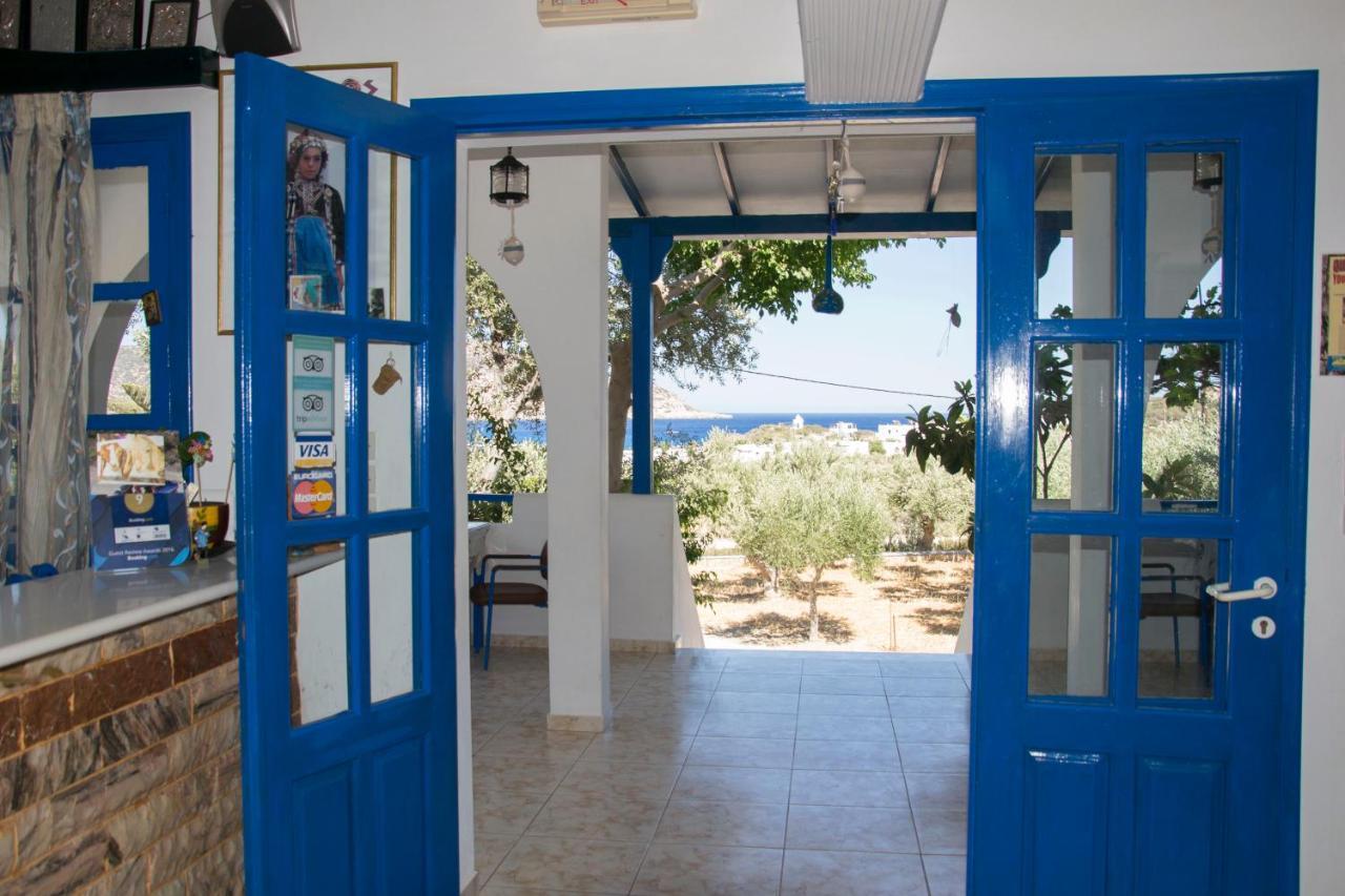 Vardes Hotel Studios Amoopi Exterior foto